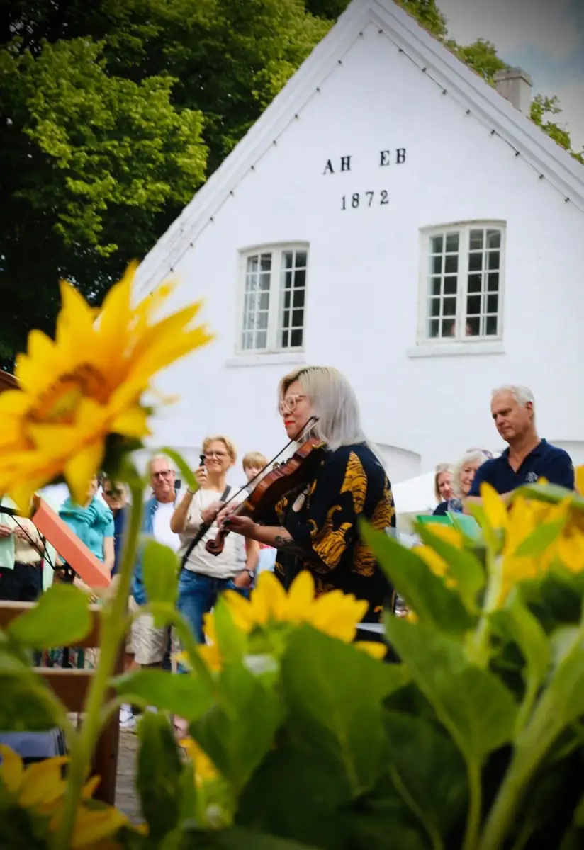Pop-up-koncert ved bondemarkedet på Oremandsgaard 2026